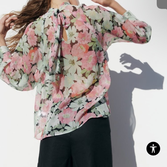 Floral Blouse - Picture 2 of 5